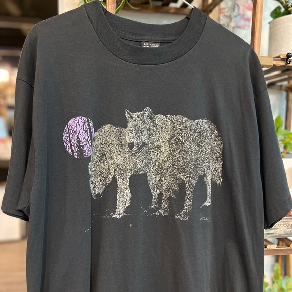 XL wolves 90s tee - Picture 3 of 5